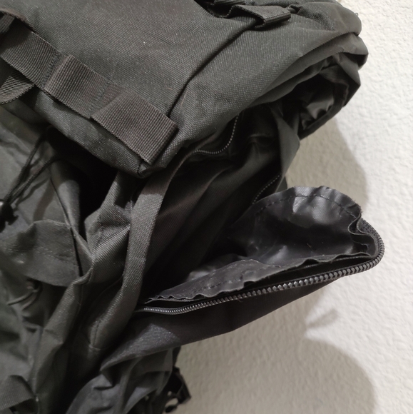 Hiker/Camper/Weekend Warrior Utility Backpack - Picture 5 of 16